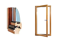 Pravidelný servis balkónových dřevěných dveří